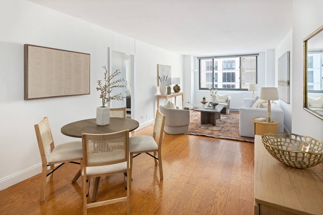 Welcome home to 2025 Broadway, 5C in the heart of the Upper West Side !