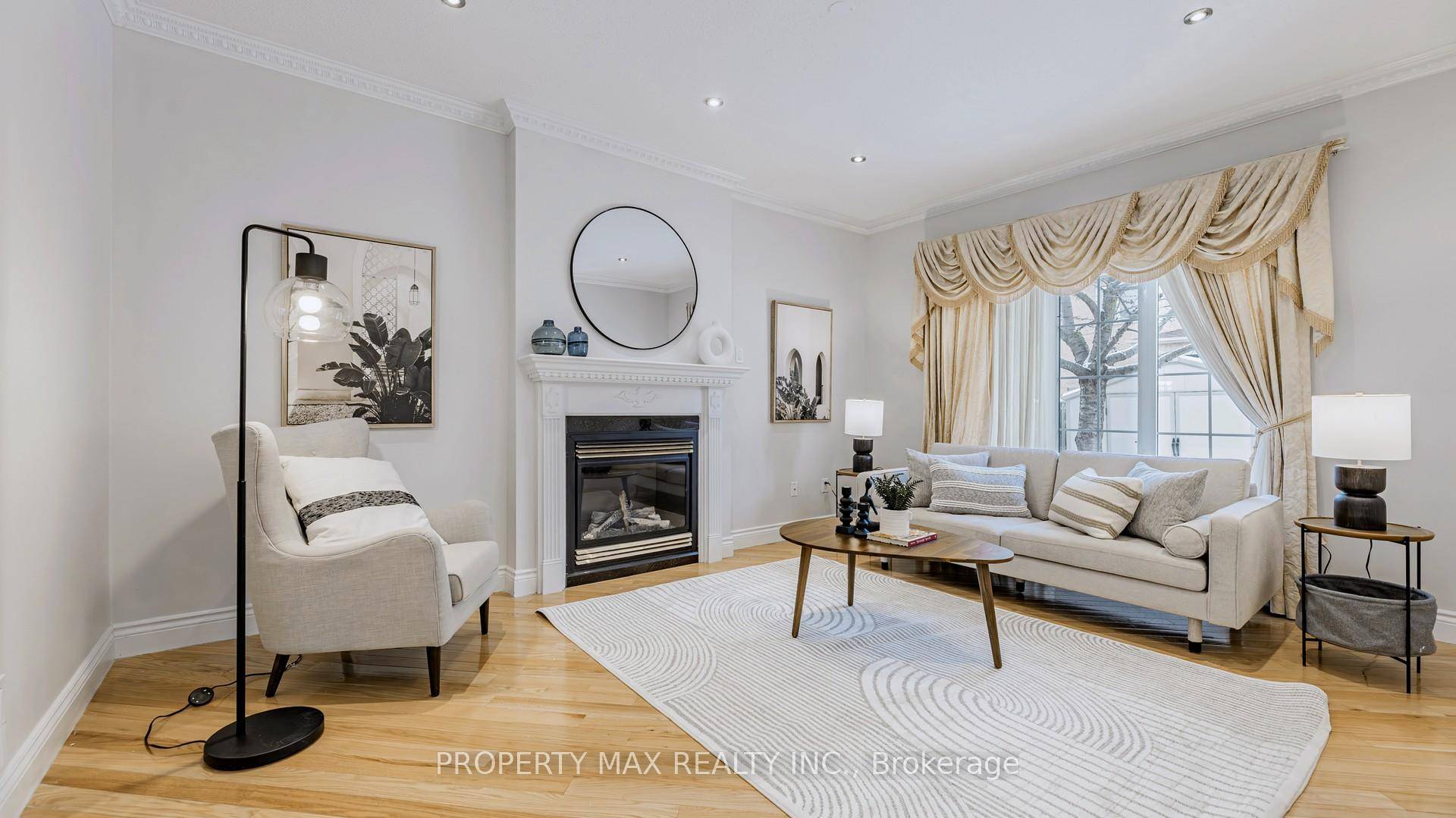 Power Of Sale POS Gorgeous Single Garage Detached In Prime Berczy.