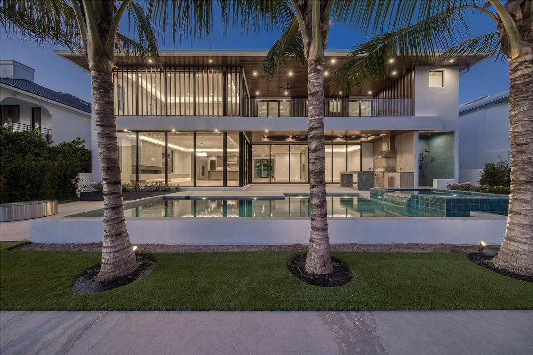 Gulf Building does it again.