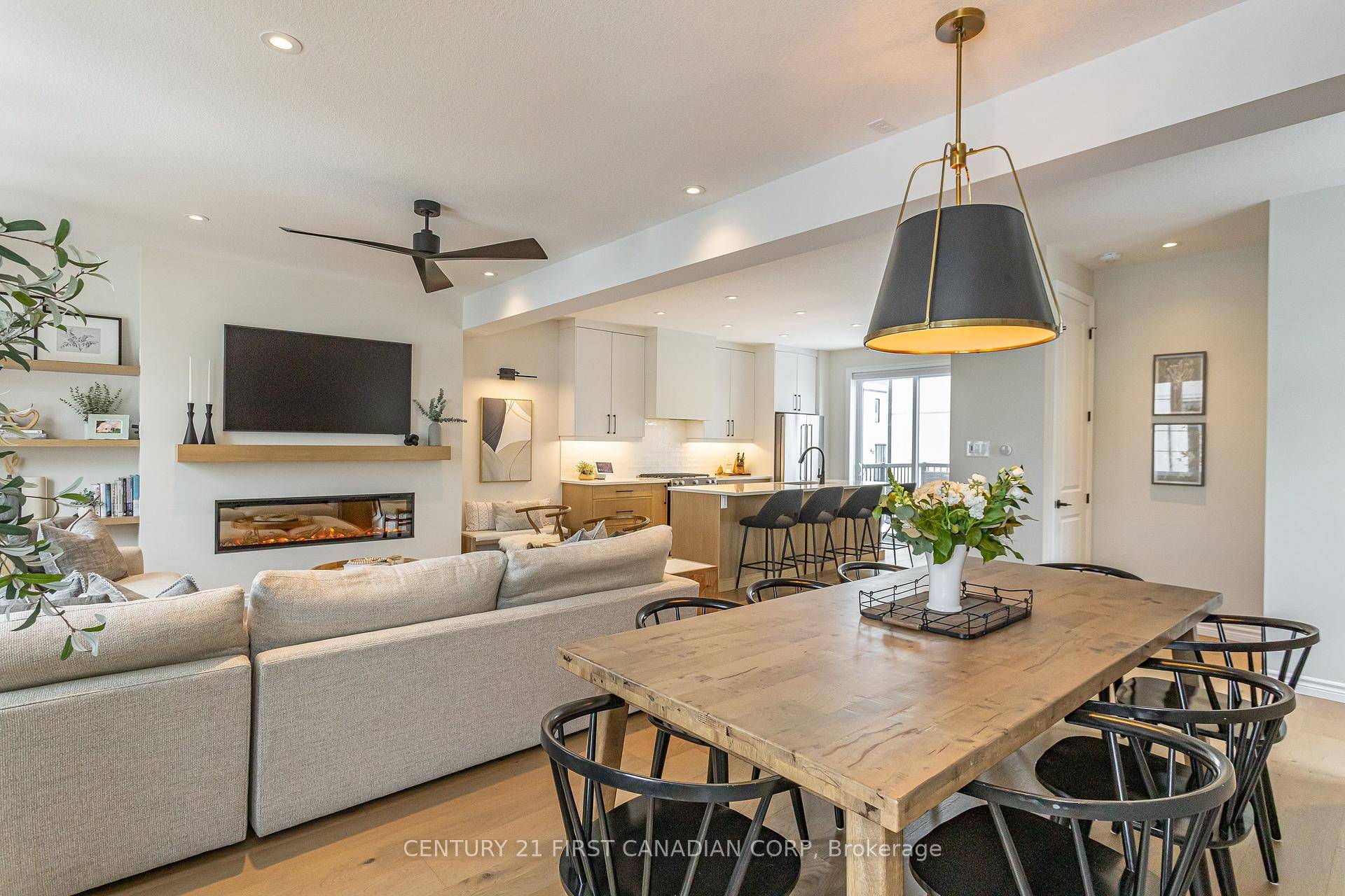 Low Maintenance Luxury in prestigious Sunningdale North where modern elegance meets thoughtful design.