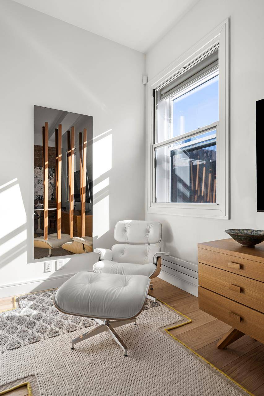 Rare amp ; Extraordinary Triplex Penthouse with 3 Private Outdoor Spaces !