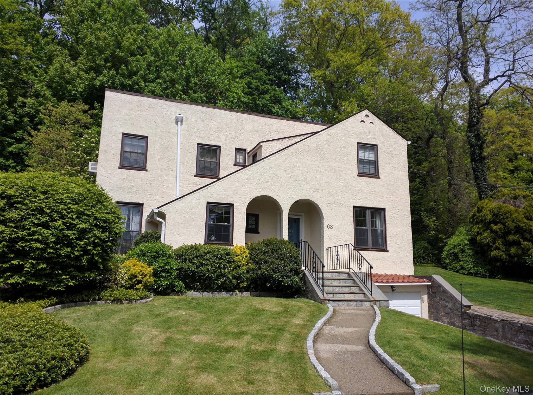 Welcome to a rare rental opportunity a beautifully maintained, freshly painted SFH tucked away on a quiet cul de sac like street in a neighborhood of charming, similar homes.