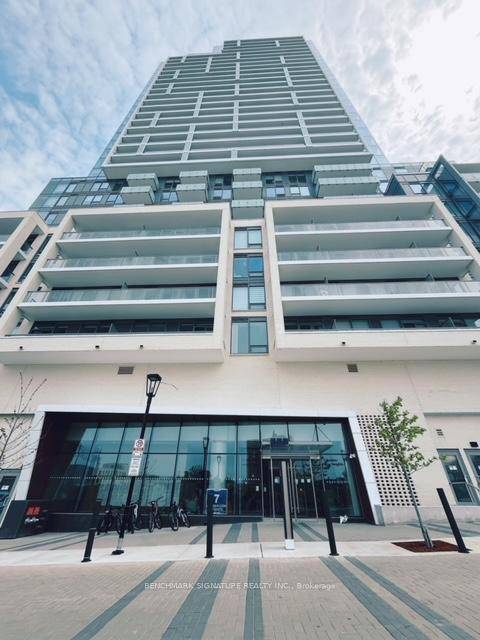 Brand New, 2 Bedrooms and 2 Washrooms with 1 parking and 1 locker Unit at Yonge and Finch, 100 100 walk score and a 100 100 transit score, extremely convenient ...