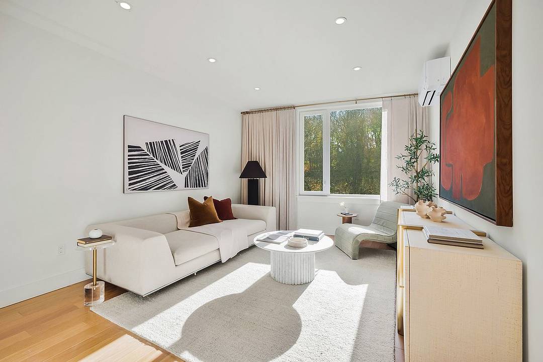 Be among the first to call 140 Hillside Avenue home a boutique, 20 unit new development condominium in the heart of Fort George, offering thoughtfully crafted residences within a vibrant, ...