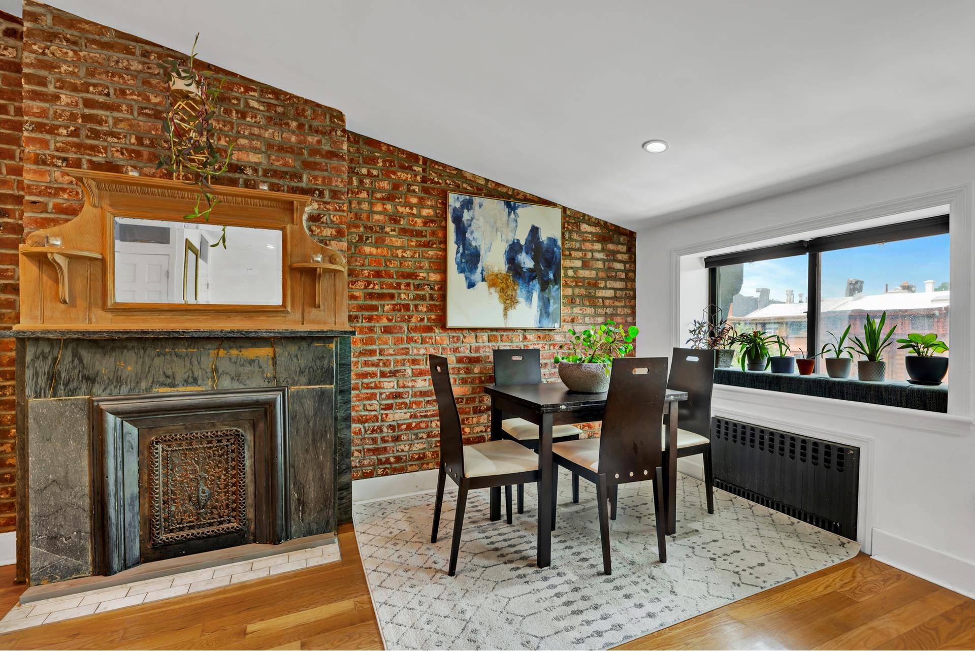 Don't miss this stunning two bedroom, top floor apartment located on a tree lined block in prime Bedford Stuyvesant !
