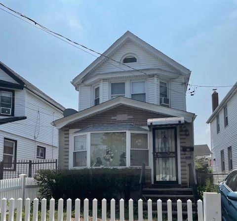 Opportunity awaits ! Come make this charming 3 bedroom, one bath home your own with some TLC.