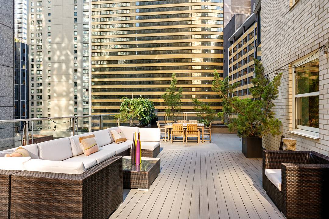 When you think of New York City, you envision elegance, refined sophistication, and the vibrant energy of Manhattan.