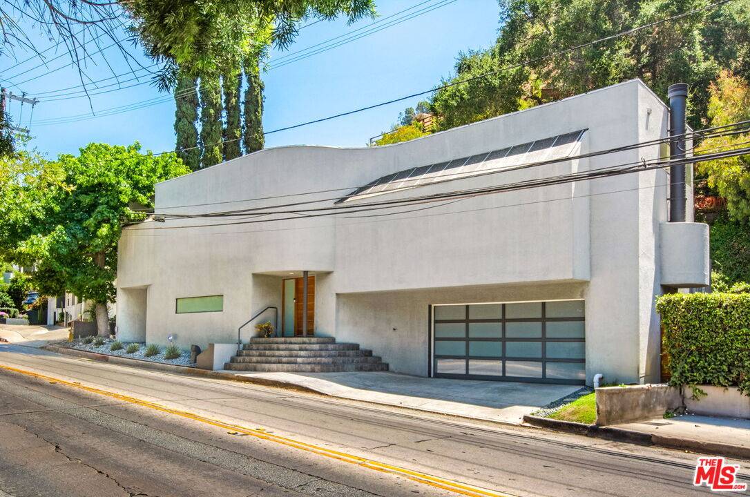 2710   Laurel Canyon Blvd 2BR Hollywood Hills East La