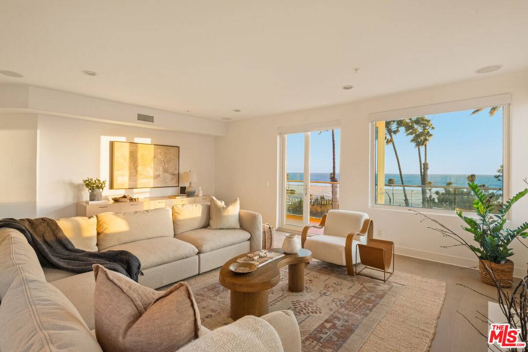 2203   Ocean Ave 3BR Santa Monica La
