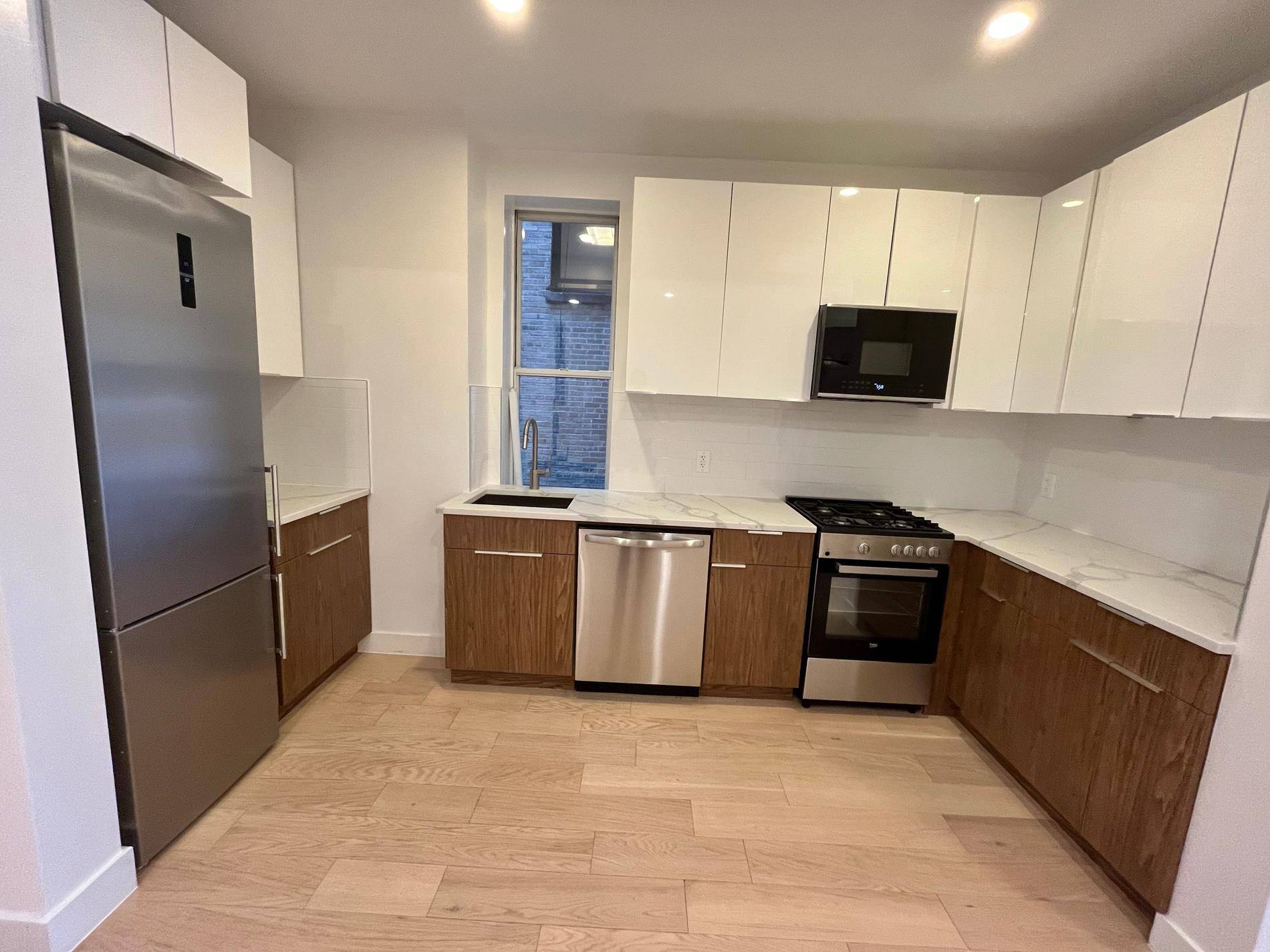 EV3294 bed 2 bath Newly renovated 4th bedroom only fits Full Single bedIntroducing The Newest Rental Collection in The East Village.