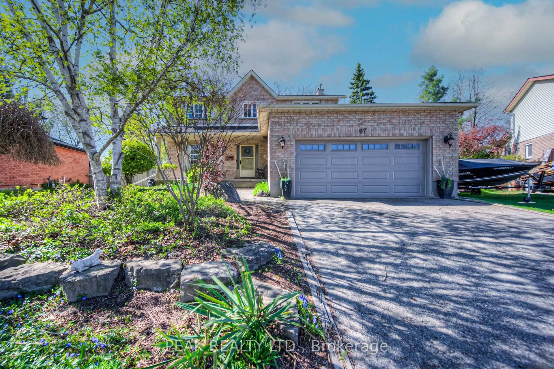 Open house Saturday, May 17 1 3pm Welcome to 97 Rushbrook one owner home nestled in a highly sought after neighbourhood.