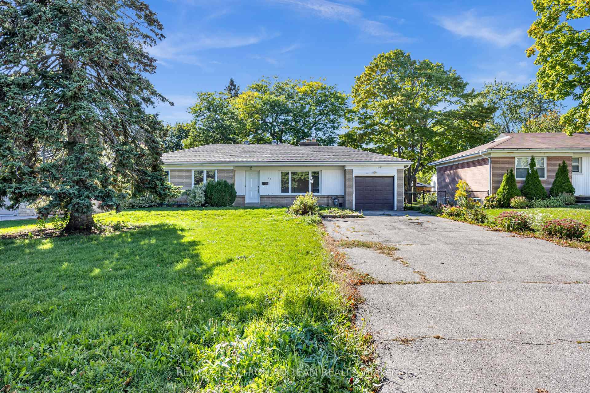 Newly Renovated Basement in a Detached Bungalow in Highly Sought Out Neighbourhood.