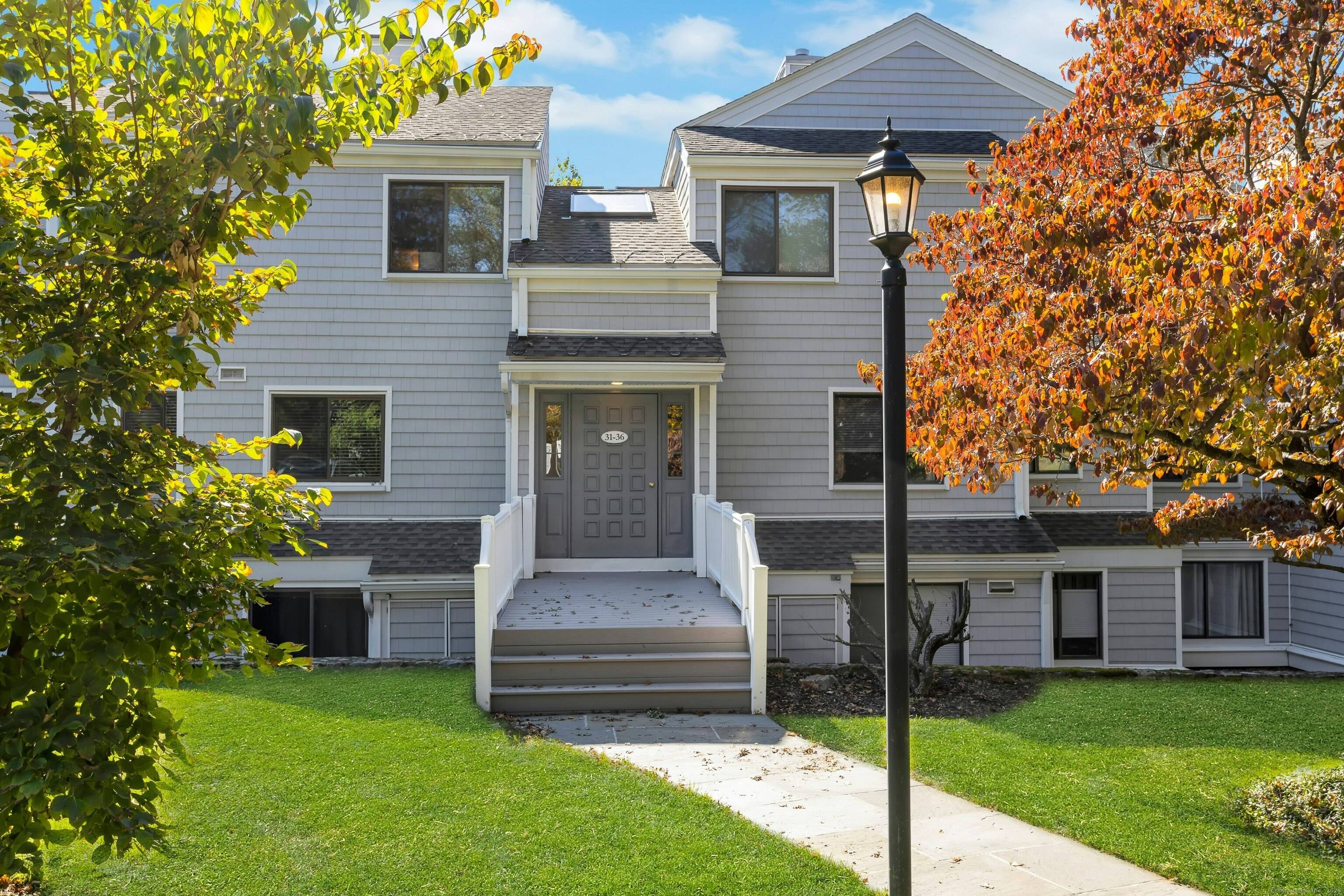 If you'd like to put a smile on your face every time you walk though your front door this may be the condo for you.
