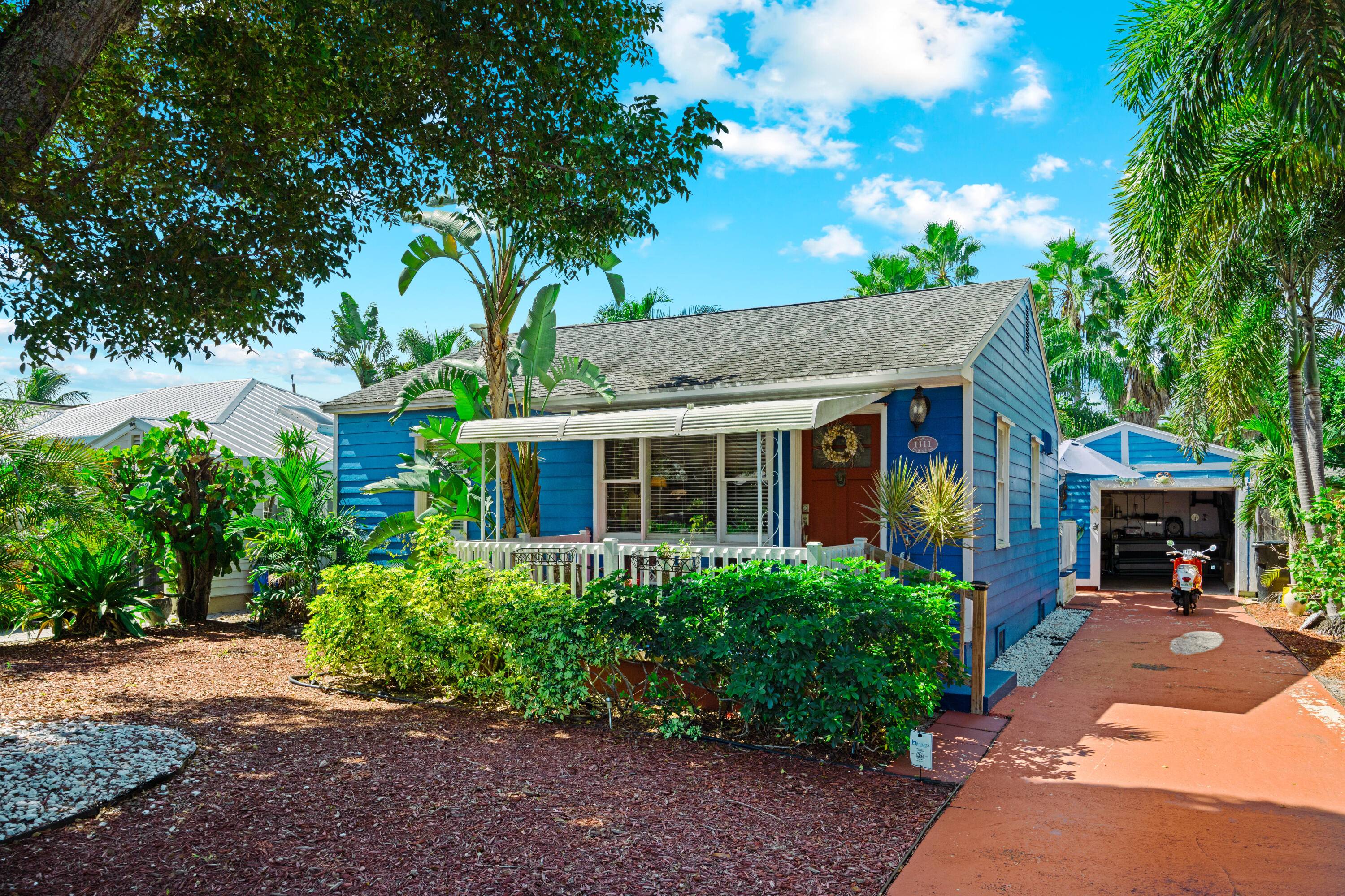Twice featured in the Cottages of Lake Worth Tour, this is THE quintessential Lake Worth Beach cottage and you could be the next proud owner !