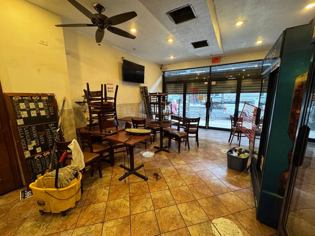 Mix use building FOR SALE Prime Williamsburg location great foot traffic.