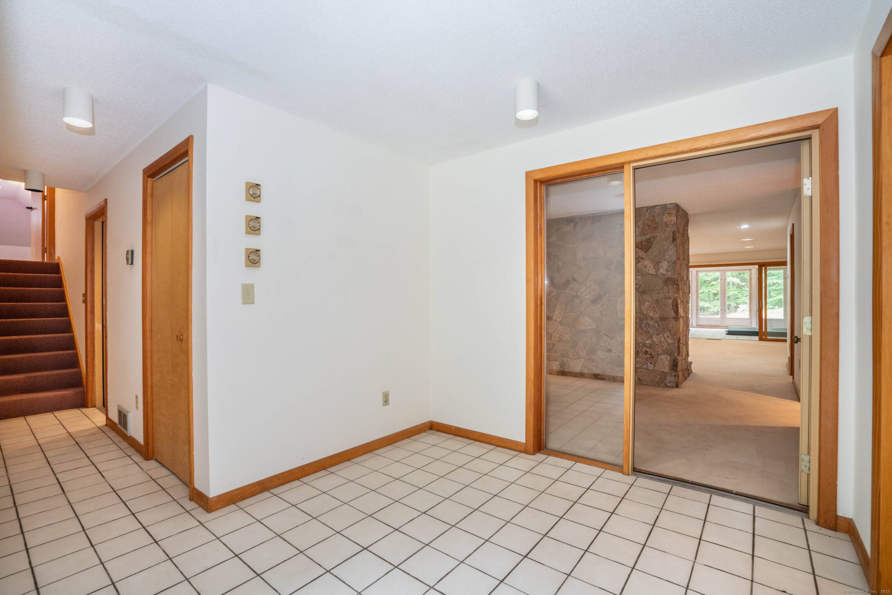 Looking for a home to escape from the world at the end of the work day ?