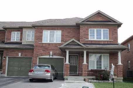 Bright, Spacious amp ; Fully renovated 2 Story End UnitTownhouse Available in a highly sought after community of Brampton With 4 Bedrooms, 3 Washrooms, Separate Family Room, Oak Staircase, 2 ...