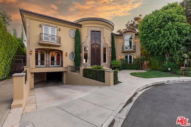 9914   Shangri La Dr Beverly Hills Flats LA