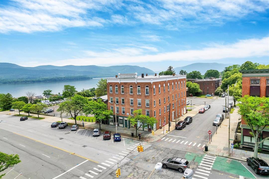 RARE MIXED USE PORTFOLIO FIRST TIME OFFERED 3 SEPARATE INCOME PRODUCING PARCELS An outstanding opportunity to acquire a long held, fully occupied portfolio of residential and commercial income producing properties, ...