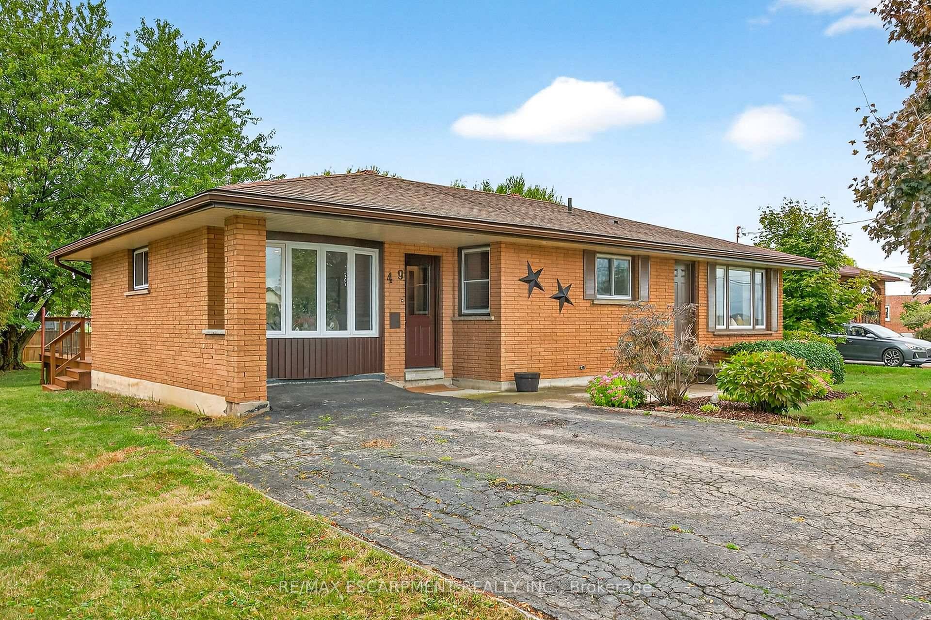 Beautifully updated all brick Bungalow in sought after family friendly Fisherville on desired 70' x 165' lot.