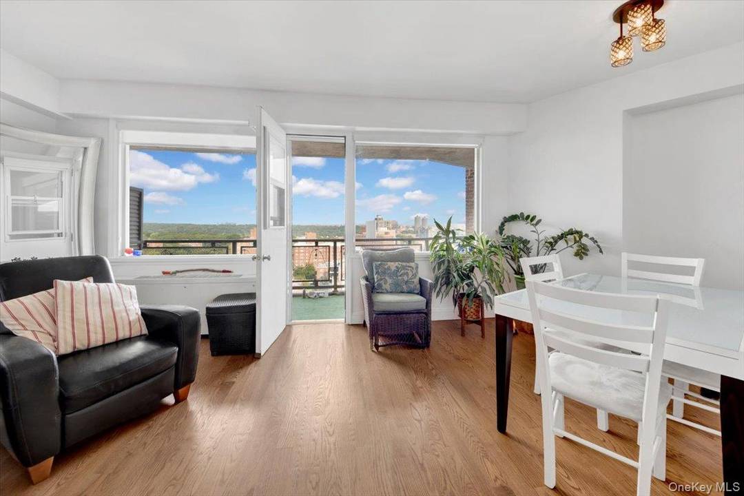 Move right in to this top floor, beautiful turnkey unit with eastern exposures and great views in one of the most sought after buildings in Riverdale, HUDSON TOWERS.