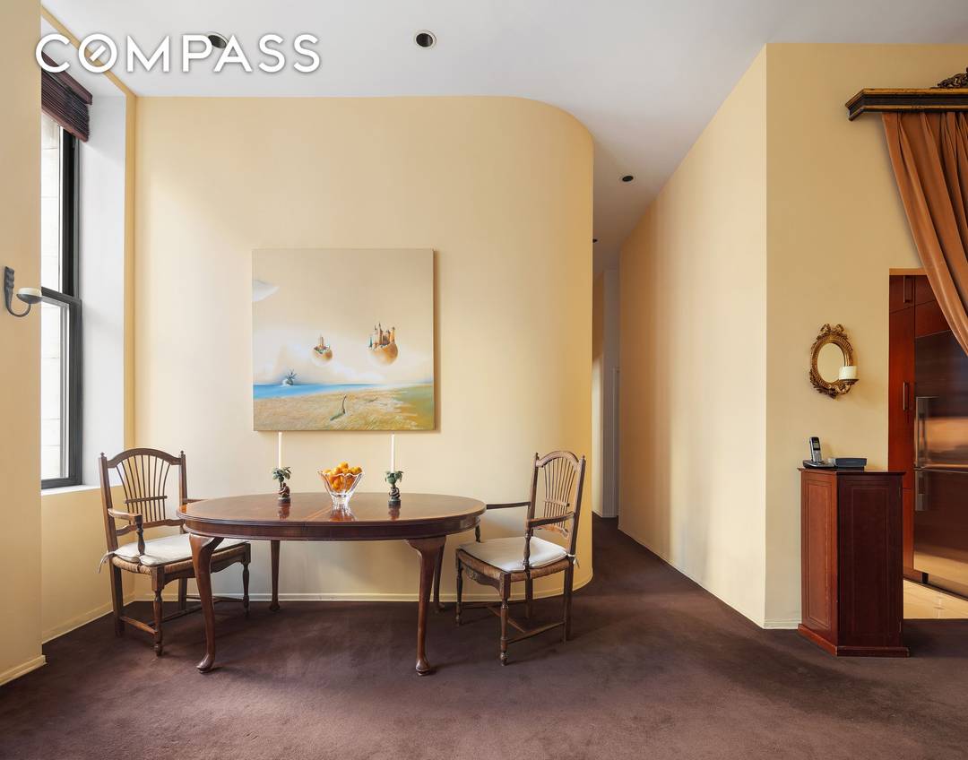 Your search is over ! Move right into this rarely available, beautifully renovated 2 bedroom, 2 bath loft residence at the highly coveted The Gramercy at 61 Irving Place, perfectly ...