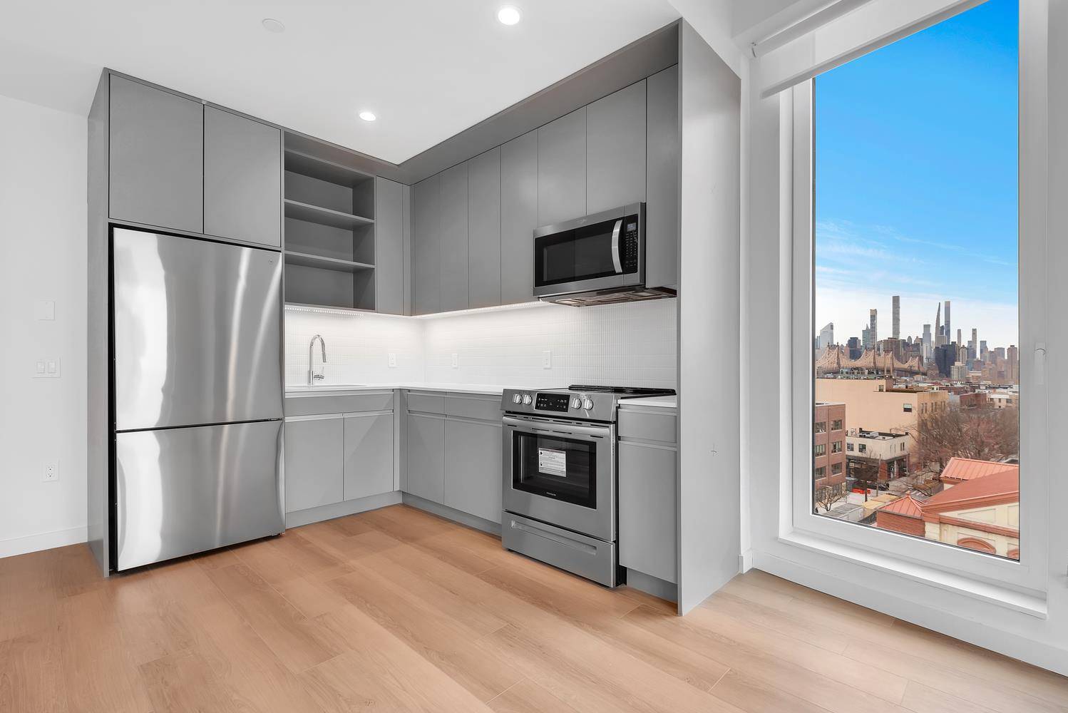 1 Bedroom 1 Bath unit with private outdoor space Currently offering 1 month free on a 13 month lease Net Effective 3485 Available 4 14Rise LIC pioneers a modern oasis ...