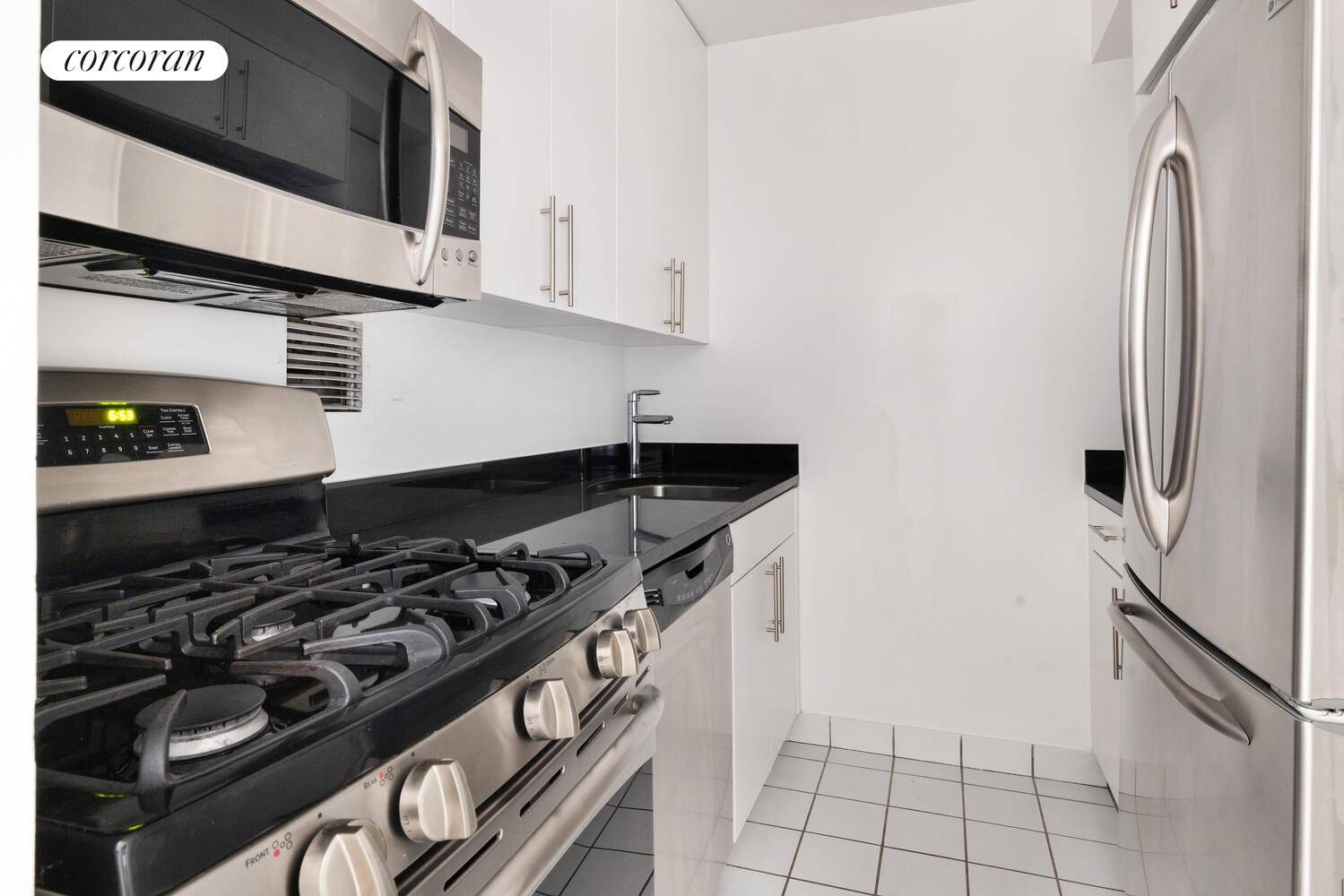 Bask in amazing city views from the Freedom Tower to the Brooklyn Bridge perched high above in this grand one bedroom, two bathroom home in a luxurious, amenity driven condominium.