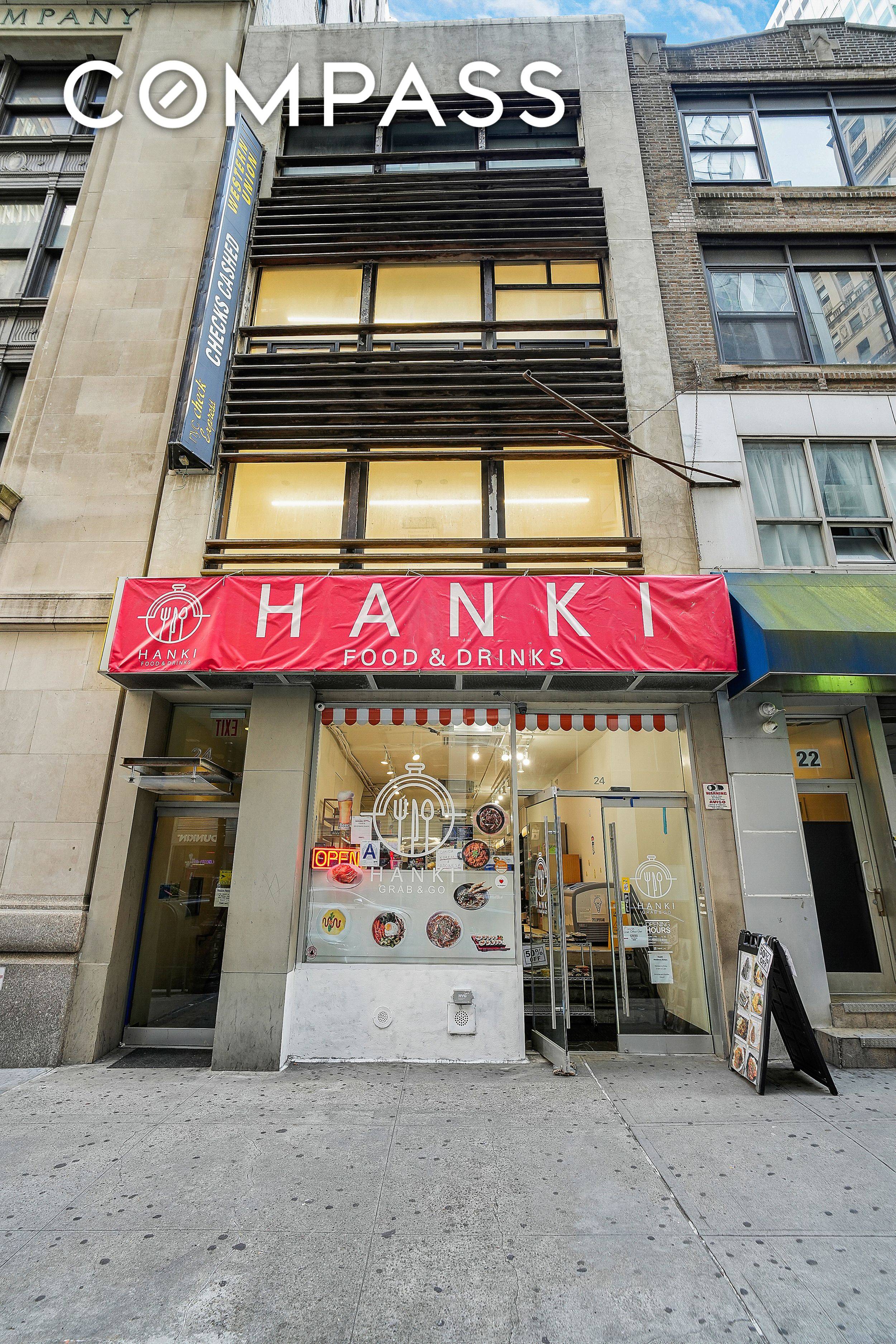 Investment Opportunity Building for Sale Prime Financial District Location Located in the heart of Manhattan, this mixed use property presents a rare opportunity to secure both reliable rental income and ...