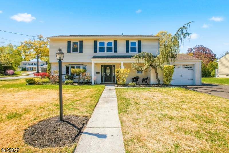 Step inside this pristine, sun drenched 4 bedroom beauty instantly feel at home.