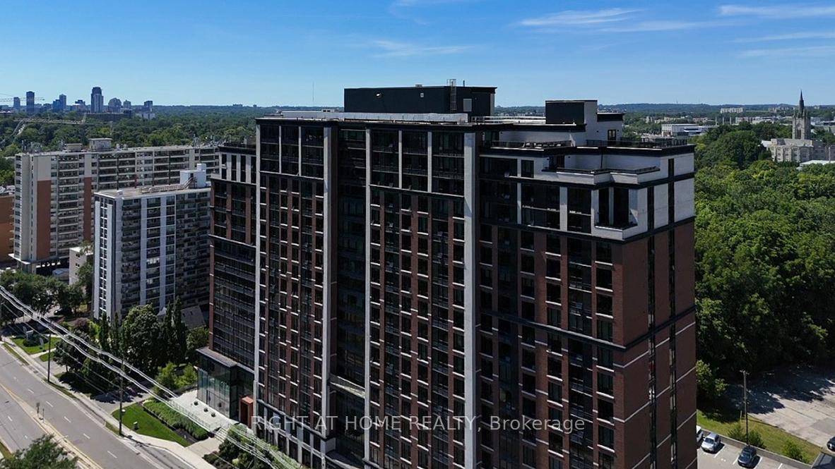 Experience upscale living in this elegant 3 bedroom, 2 full bath condominium at Luxe London, featuring an open concept kitchen with granite countertops, spacious bedrooms with ensuites and walk in ...