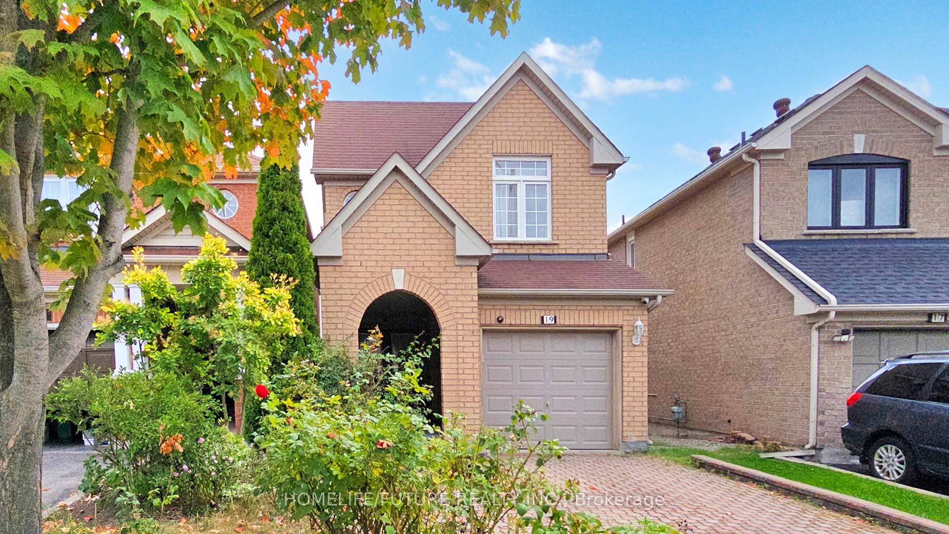 Welcome To This Beautifully Maintained, Sun Filled Home In The Highly Sought After Cedarwood Community At Markham amp ; Steeles !