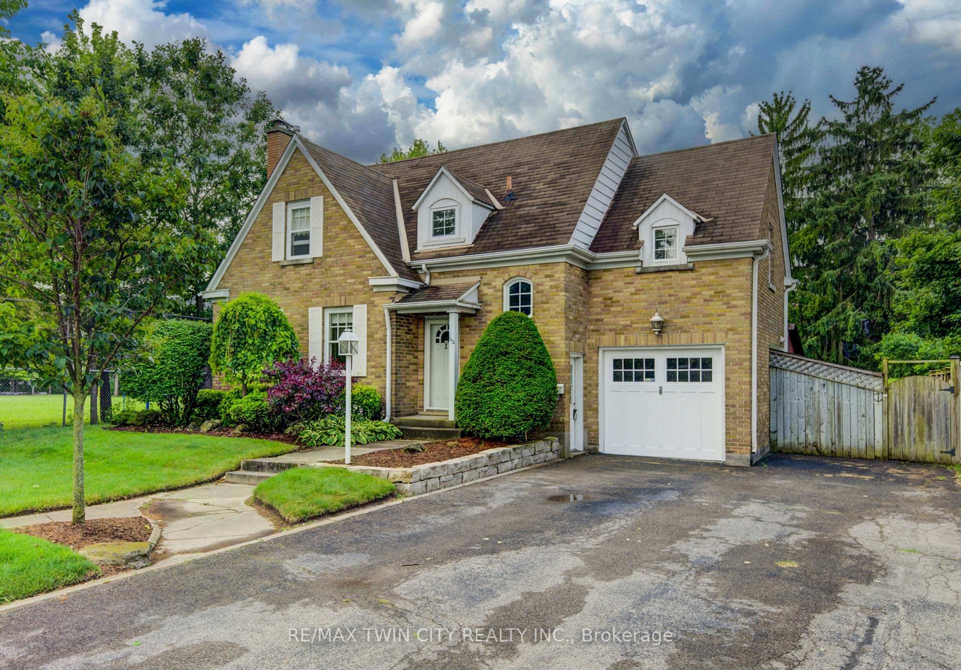 Welcome to 542 William Street, a timeless character home nestled in the heart of Preston, offering the perfect blend of charm, space, and location.