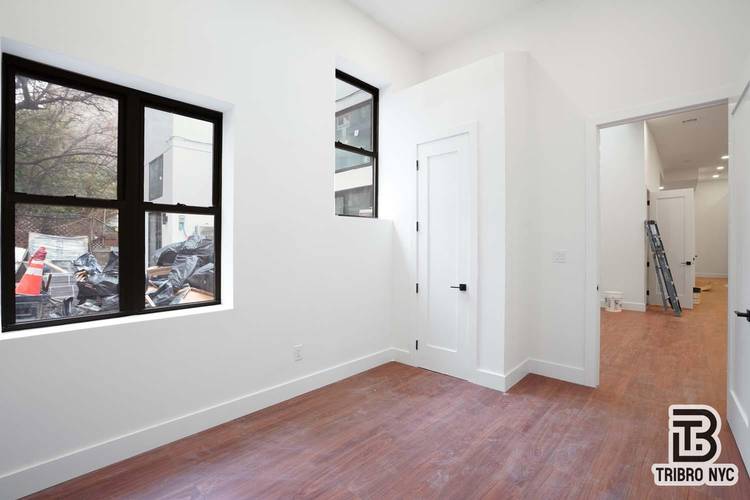 Spacious and gorgeous 2 bed 2 bath in Williamsburg.