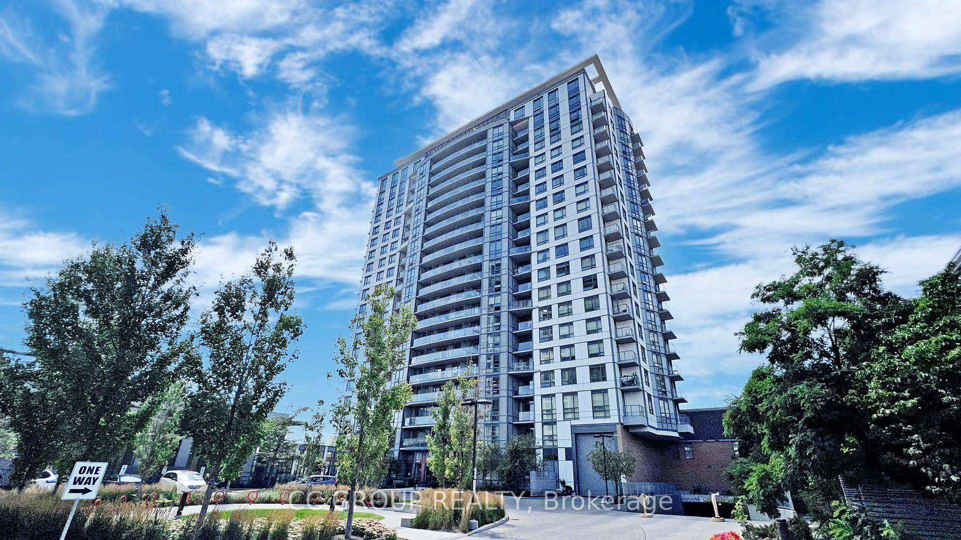 Welcome To Love Condo ! Functional And Efficient Layout.