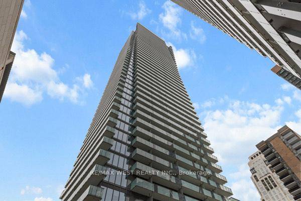 Welcome to U Condos at Bay and Bloor !