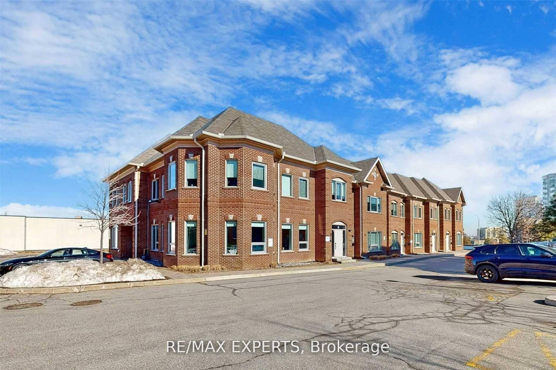 This fully furnished, turn key office space is designed for efficiency and convenience, making it an excellent choice for lawyers, accountants, real estate teams, tech startups, and IT firms.