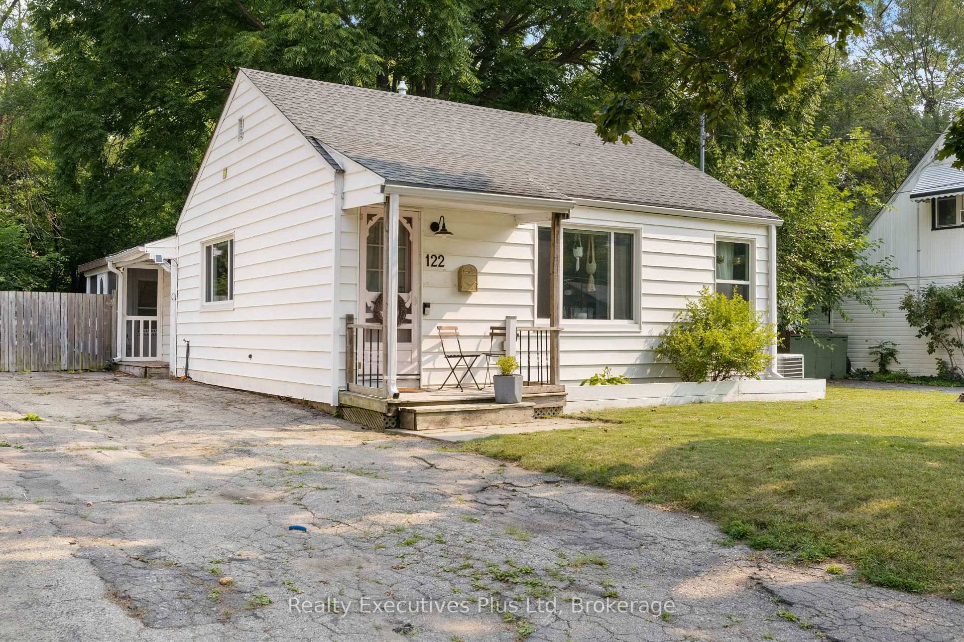 Welcome to 122 spadina road east, a charming bungalow part of St.