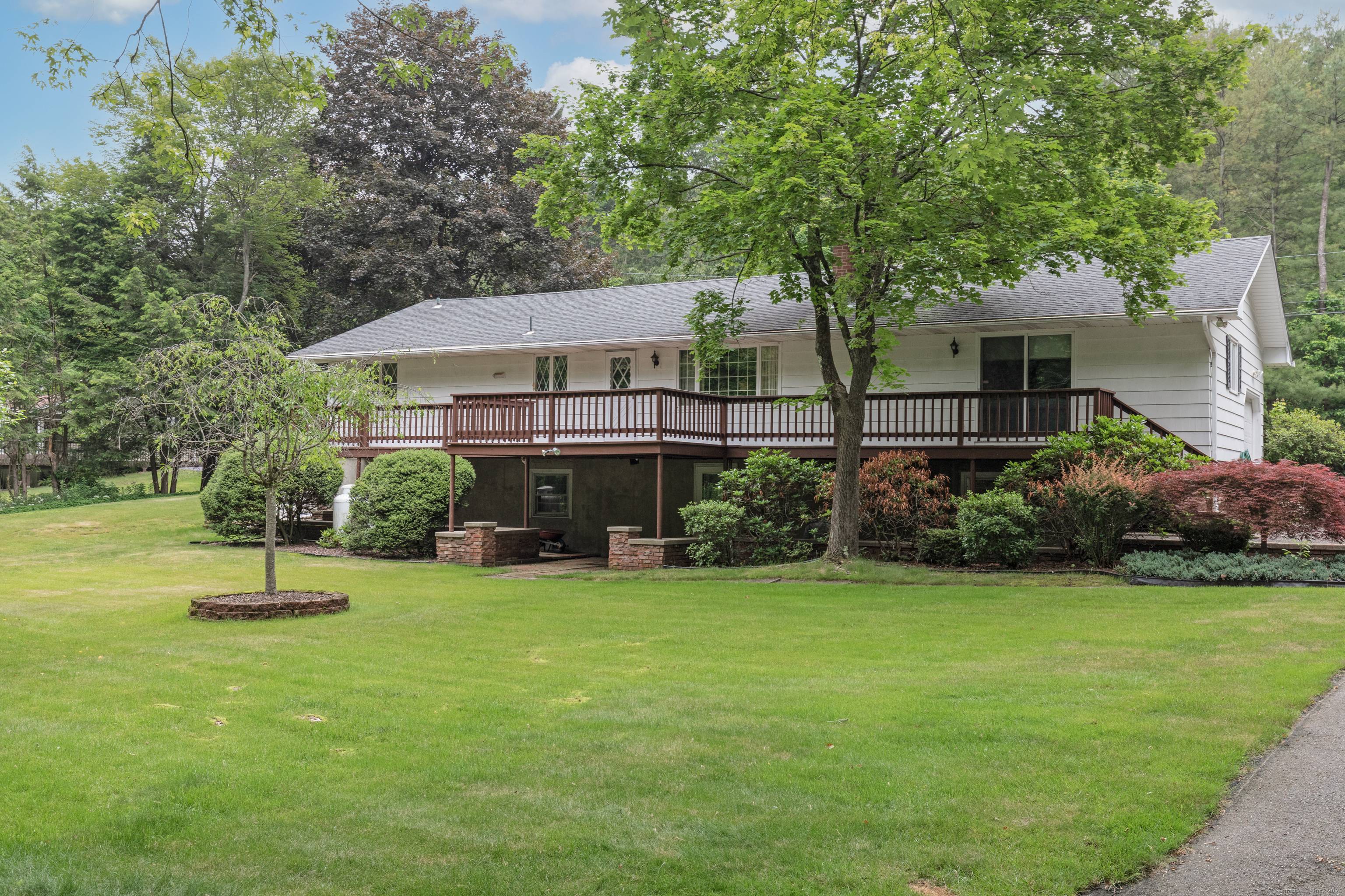 Custom Built Ranch A Rare Find in Middlebury !