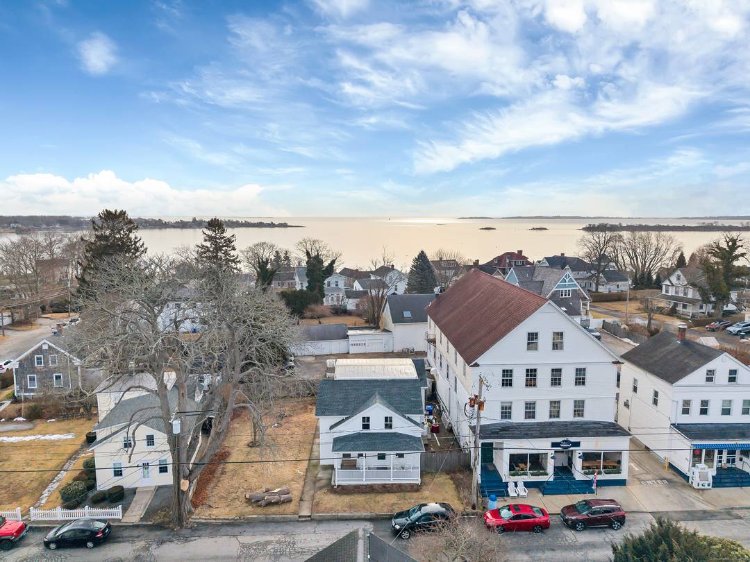 You need to visit this coastal gem in order to fully appreciate all it has to offer.