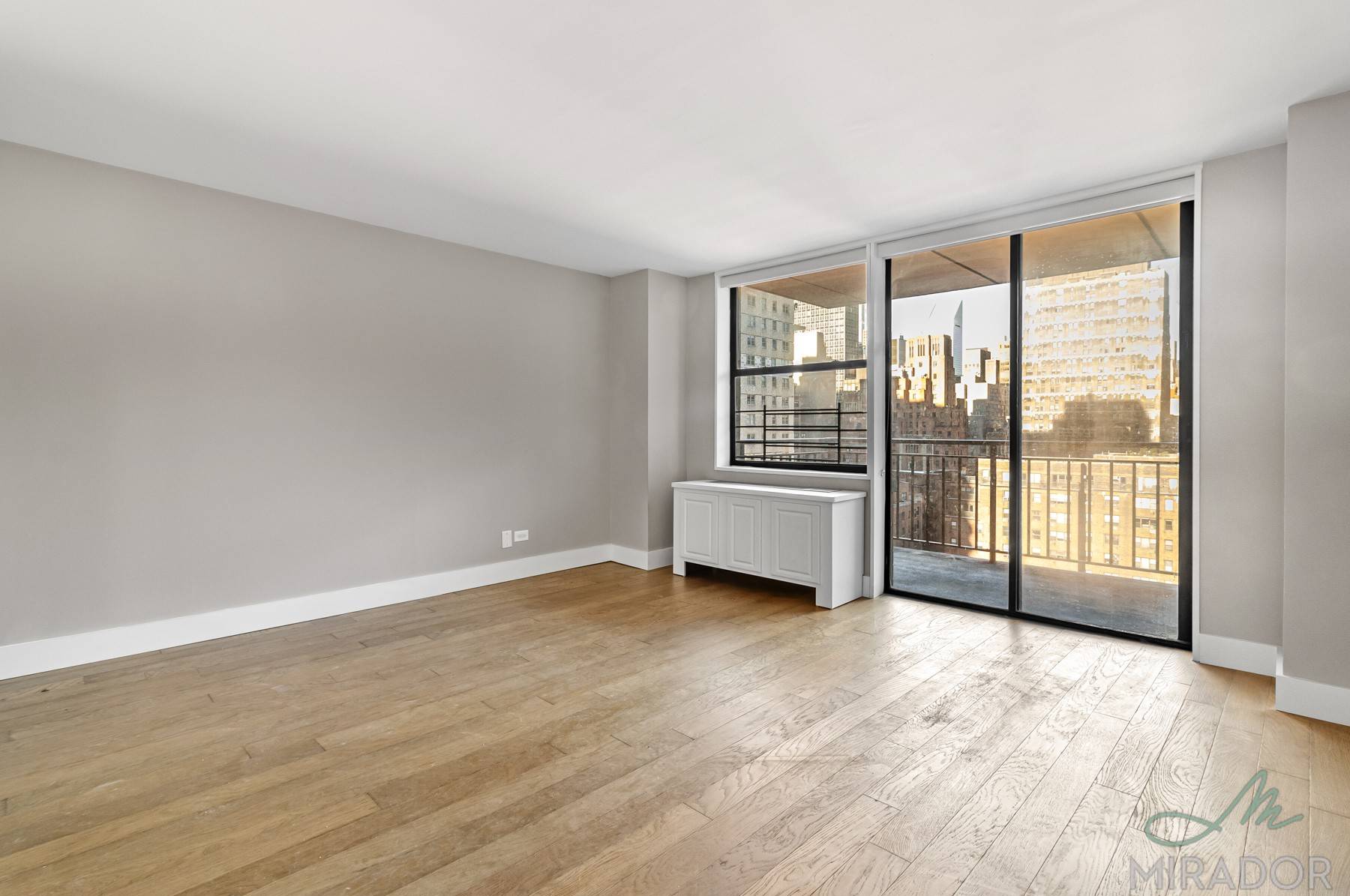 Beautiful one bedroom home on the 25th floor of New York Tower.