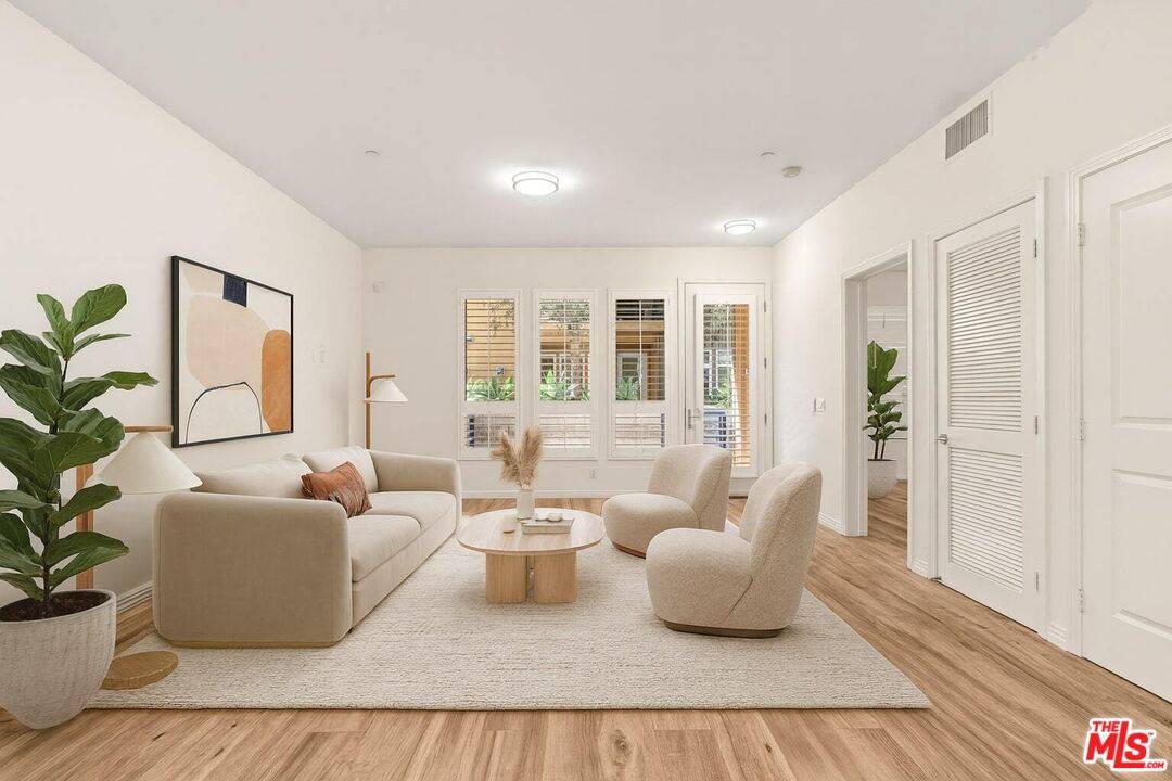 4050   Glencoe Ave 1BR Marina Del Rey La