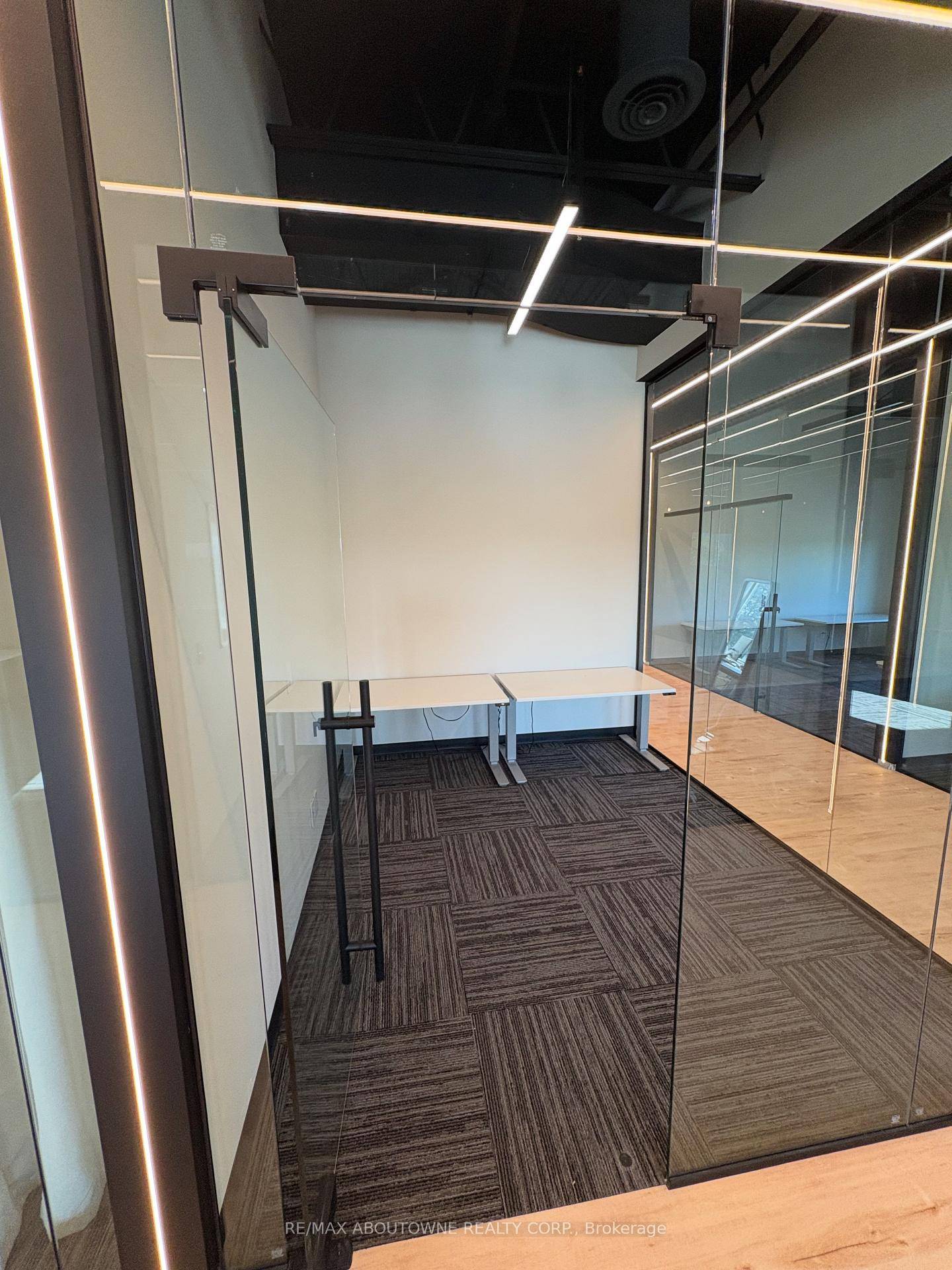 Luxury private offices available at Prima Spaces a newly built, high end coworking space.