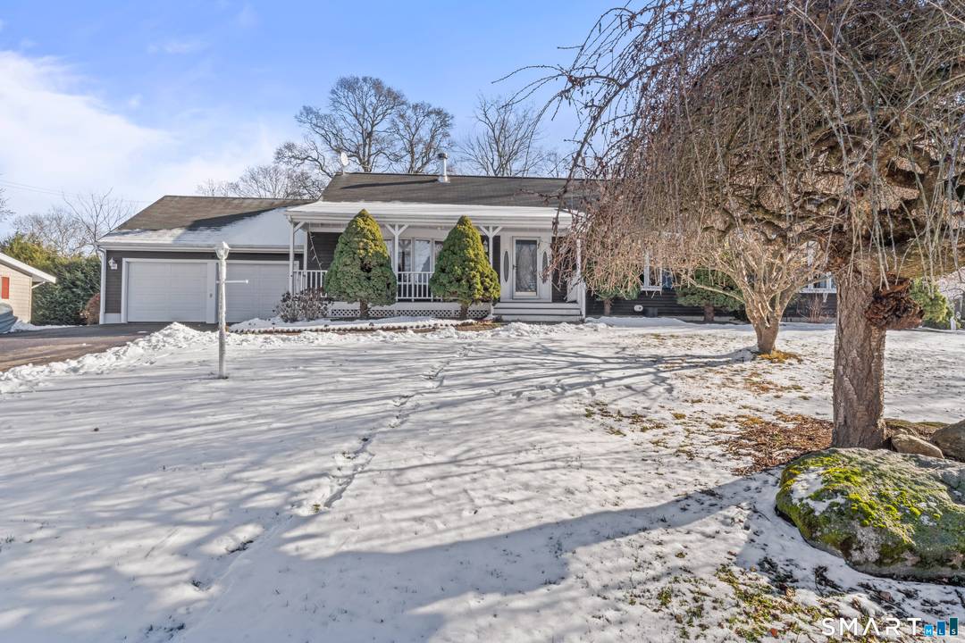 Welcome home to 75 Eureka Ave !