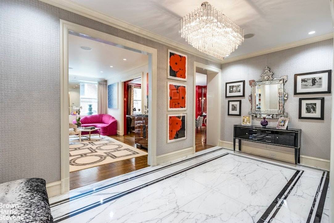 Renovated Park Avenue home in one of the most convenient Upper East Side locations.