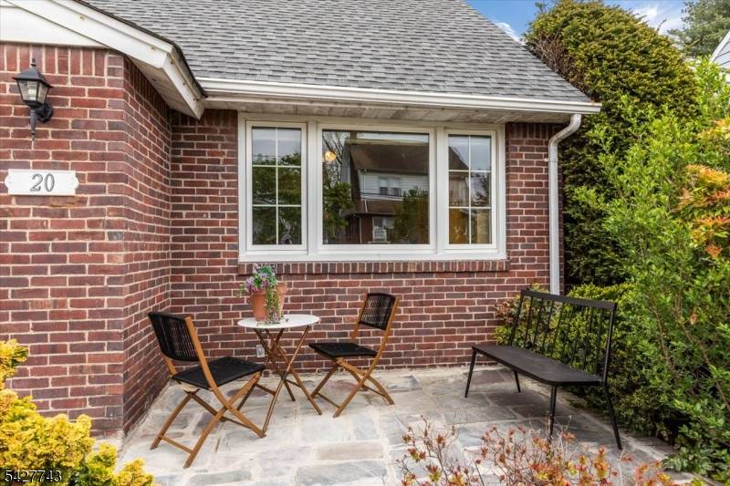 Welcome to this expanded cape style home.
