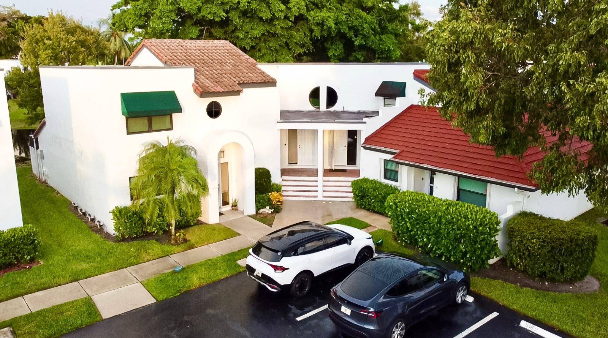 Discover this fully renovated waterfront townhome in the heart of Deerfield Beach !