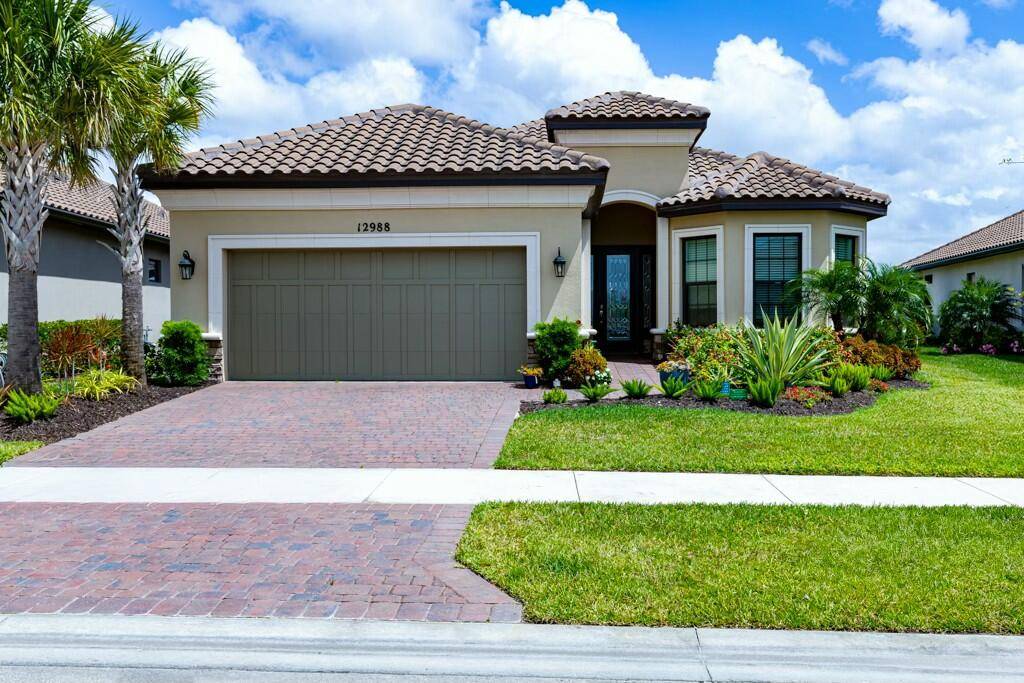 Open House Sat 5 10 1 3 PM HUGE 50, 000 PRICE IMPROVEMENT Don't miss this Stunning 3BR 3BA den home Esplanade at Tradition loaded with over 100K in upgrades ...