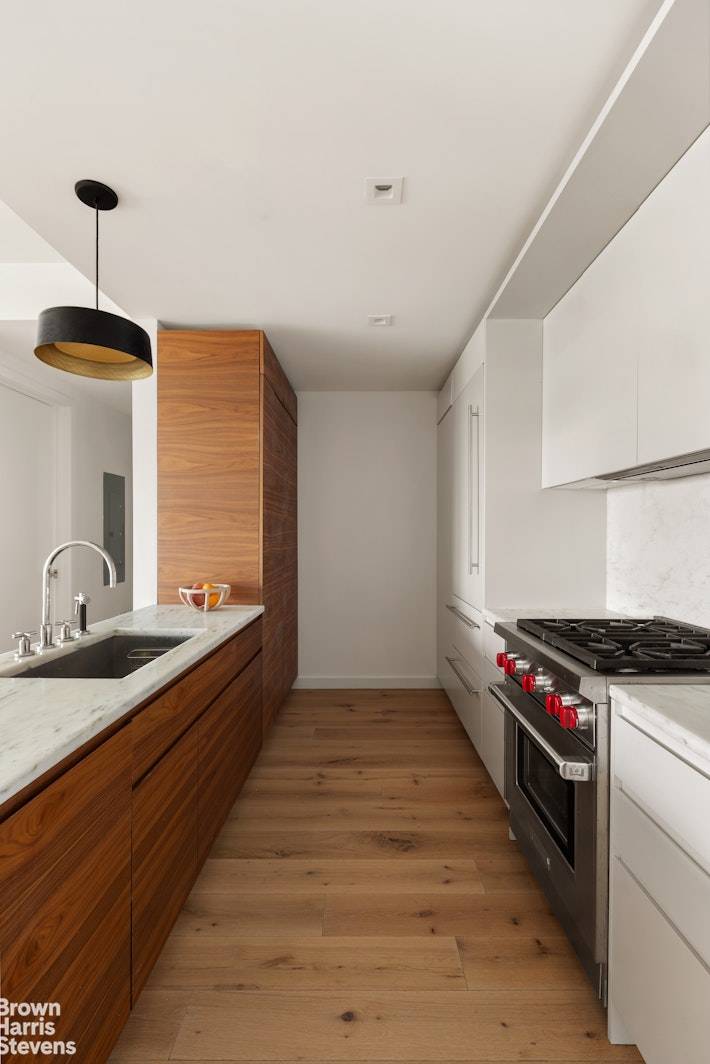 Located in one of Prospect Heights premier full service condominiums, Residence 4B at 280 Saint Marks Avenue is a beautifully appointed two bedroom, two bathroom home offering a spacious layout, ...