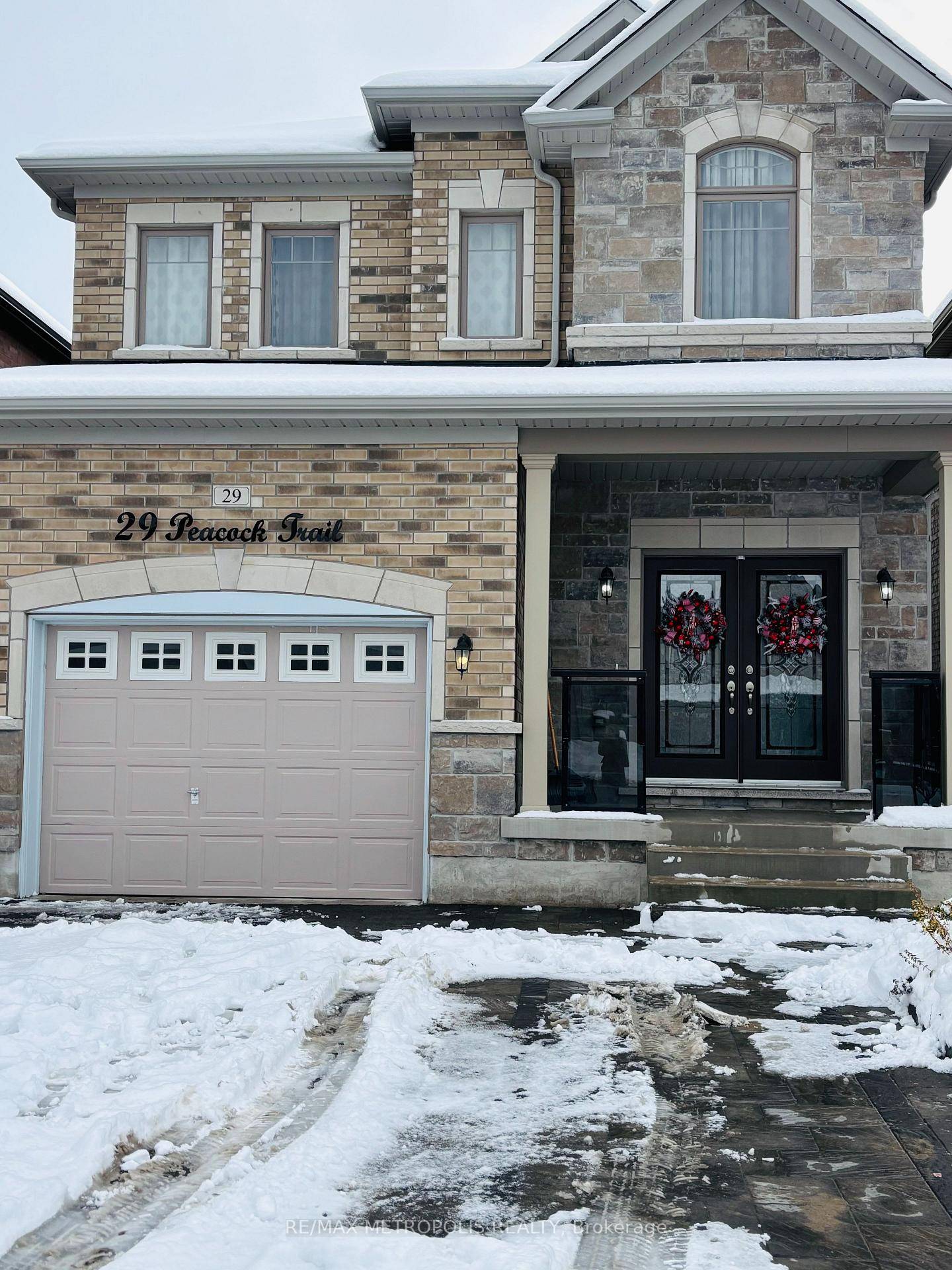 Welcome to this bright and spacious 3 bedroom, 2 bath home featuring an open concept living area, modern kitchen with stainless steel appliances, and a cozy backyard perfect for relaxing ...